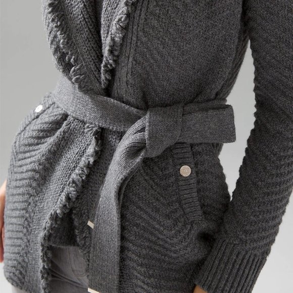 WHBM $140 NWT Fringe Shawl Sweater Coat Cardigan Jacket Grey S M - Picture 4 of 8